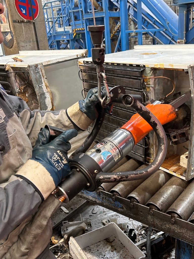 Holmatro 101.003.331 HSC200STH40 Stationary Cutter 2