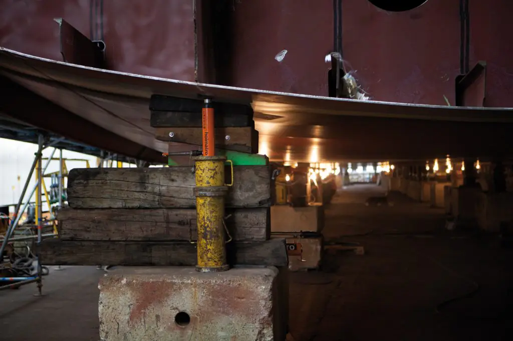 Holmatro HGC 25 S 10 Multi Purpose Cylinder 14