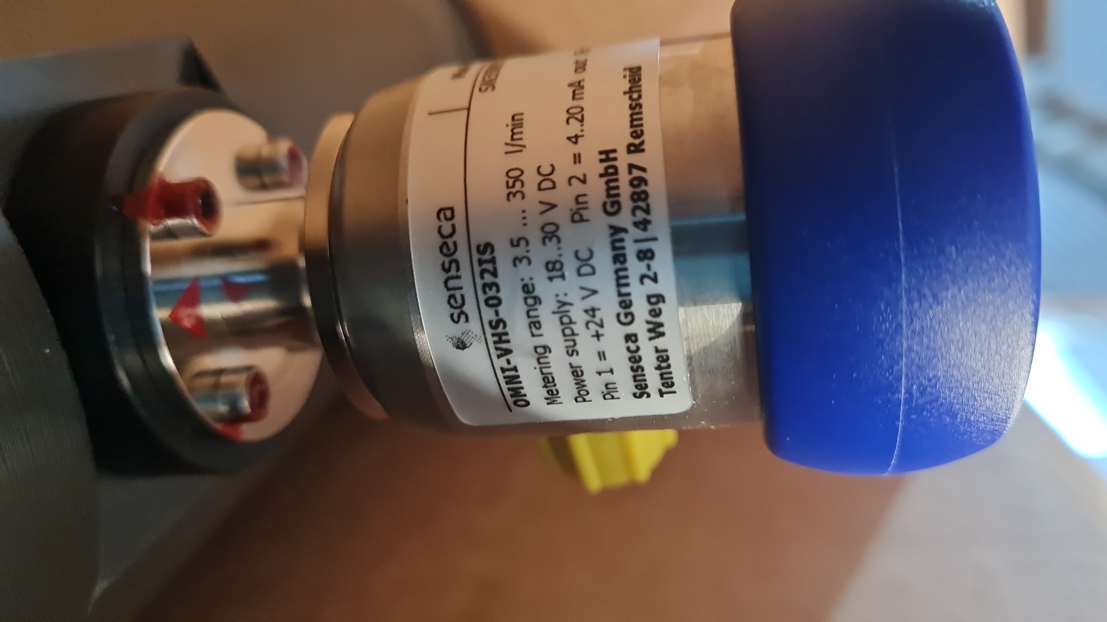 Senseca OMNI-VHS-032IS Flow Transmitter/ Switch 3