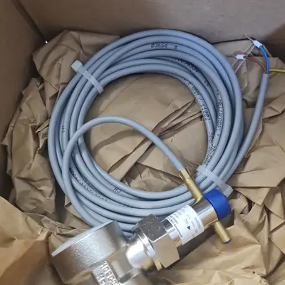 Senseca UR1-032GM-17 Flow Switch 5